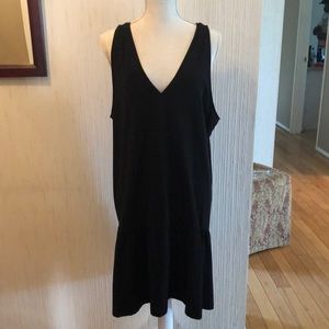 Black summer dress XXL by a new day. Cute dress to wear with a t shirt
